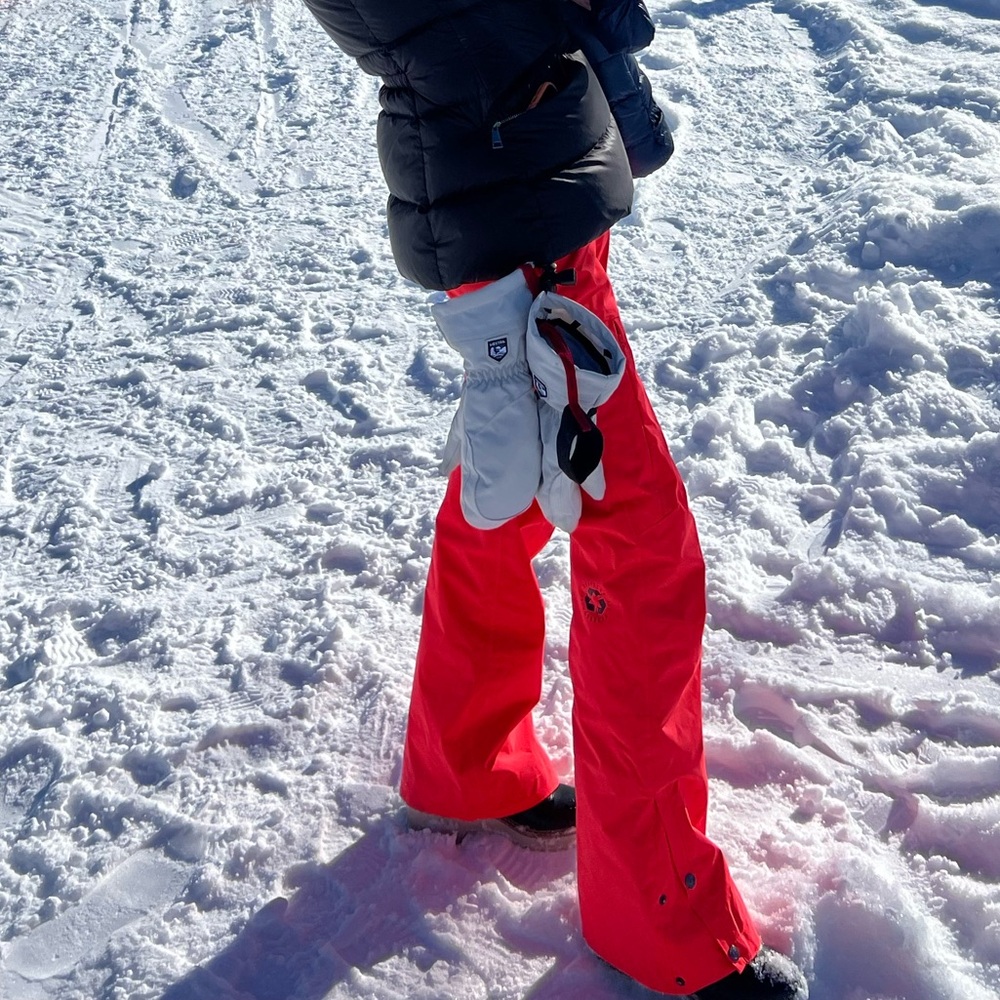 Snowboard pants